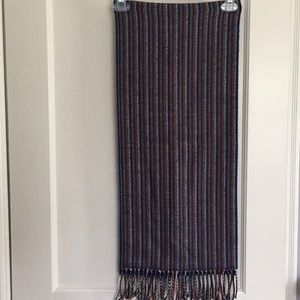 Outbrook Neck Scarf